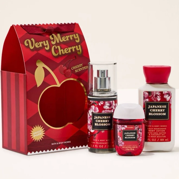 Bath & Body Works Japanese Cherry Blossom Gift Set