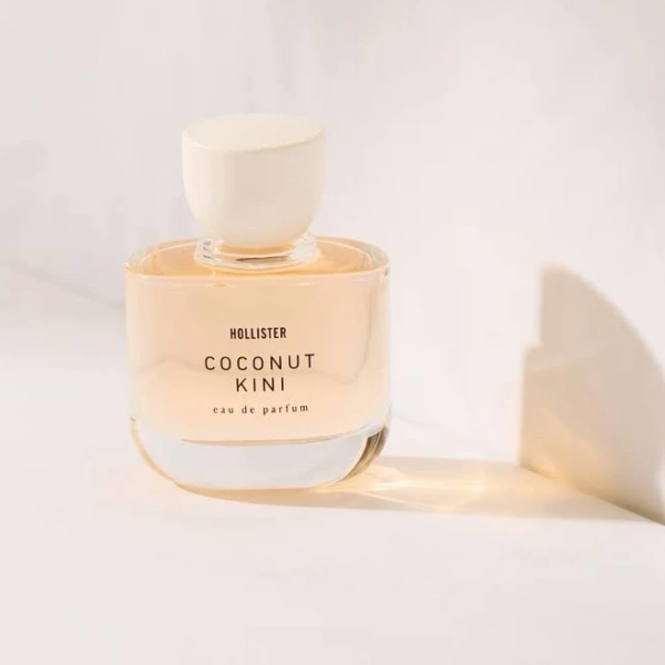Hollister Women's Coconut kini Perfume