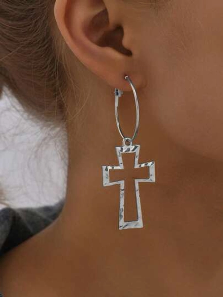 1 Pair Minimalist Fashionable Elegant Hollow Cross Earrings, Casual Style