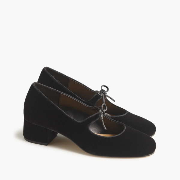 Velvet bow tie&ndash;heeled Mary Janes