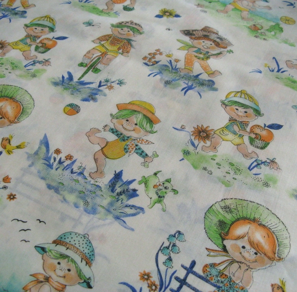 Fabric Vintage 1970s Cute Little Kids Playing On Beach Green Orange Hair 2.13 Yd