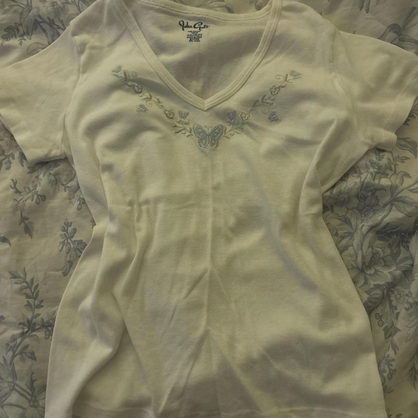 never worn Brandy Melville, John galt butterfly shirt