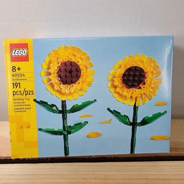LEGO Sunflowers 191 Pcs - 8+ SEALED - New Toys & Collectibles