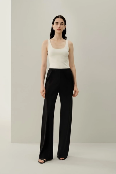 Pantalon soie jambes droites coupe biais
