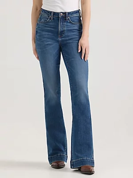 Women's Wrangler Retro® Bailey High Rise Trouser Jean | Women's JEANS | Wrangler®
