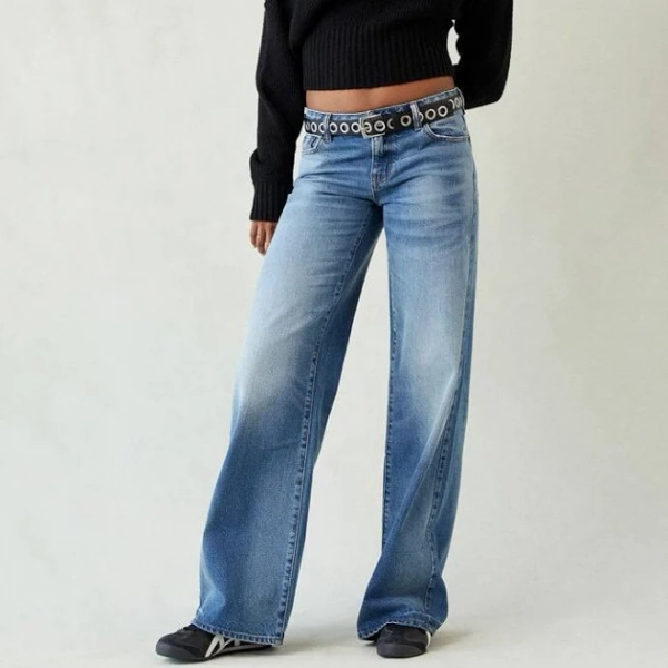 Casey Women's Low Rise Baggy Jeans