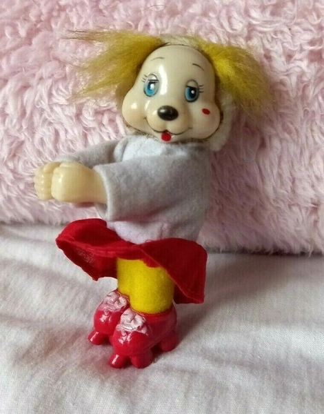 Vintage 1980's - GET ALONG GANG  DOTTY DOG Curtain Clip Hugger Clipper Clip Toy 