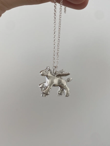 pony necklace 