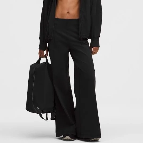 Lululemon Women's Define High-Rise Wide-Leg Luon Pants