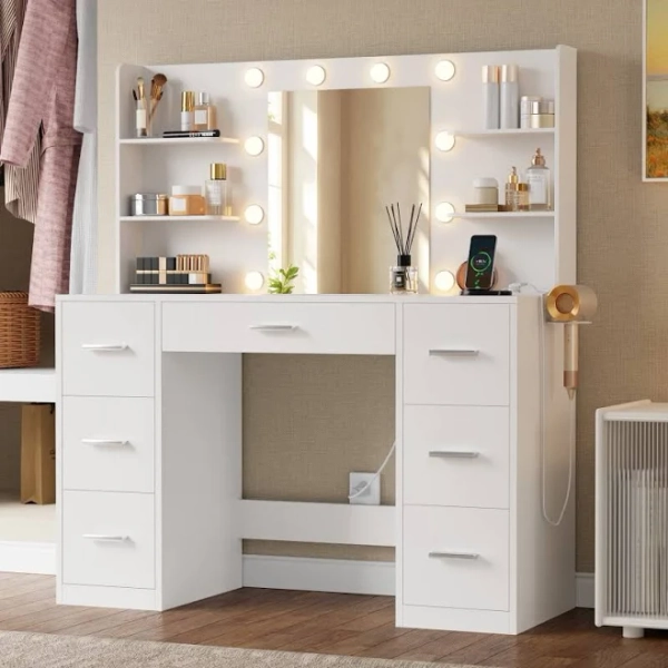 Lacoo Vanity Set with Mirror and LED Lights Makeup Vanity with Fast-Charging Outlet