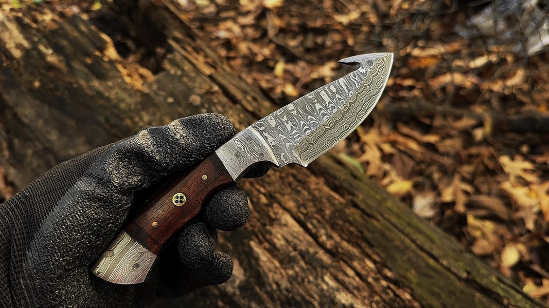 Damascus Gut Hook Knife: Personalized Camping Knife with Leather Sheath custom