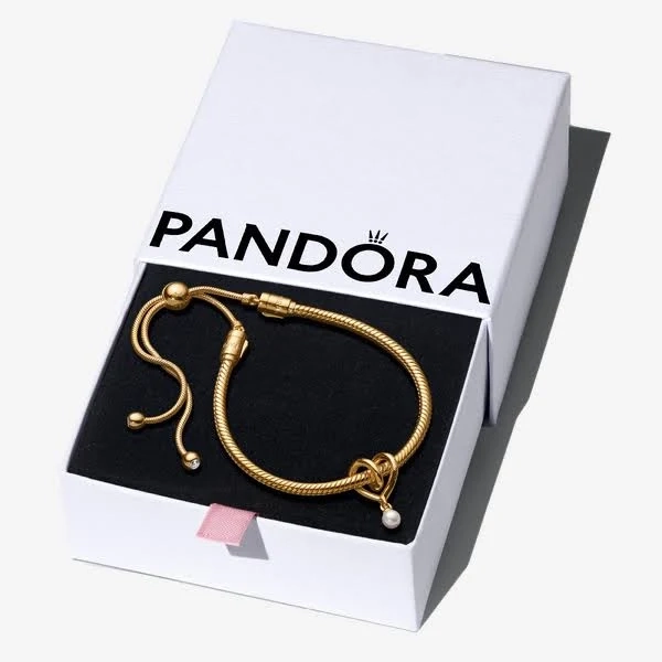 Pandora Golden Heart Bracelet Gift Set