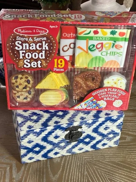 MELISSA & DOUG ~ STORE & SERVE SNACK FOOD SET 19 PC SET