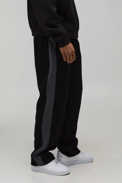 Straight Fit Panelled Jogger