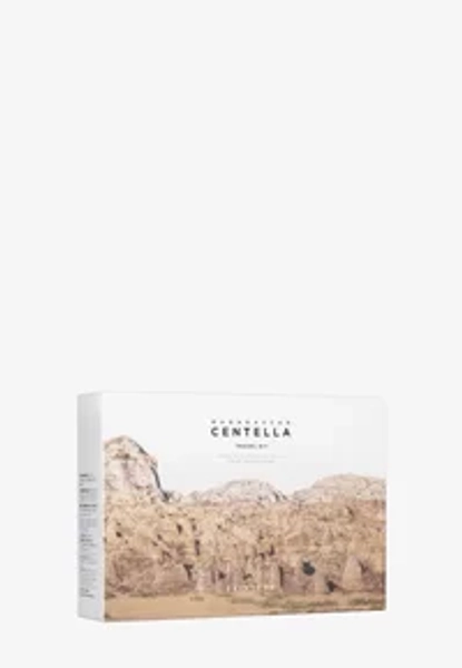 SKIN1004 MADAGASCAR CENTELLA TRAVEL KIT NEW VER. - Kit skincare