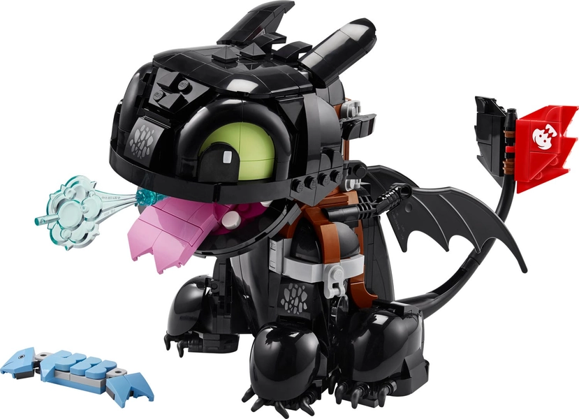 How to Train Your Dragon: Toothless 10375 | LEGO® Icons | Buy online at the Official LEGO® Shop US 