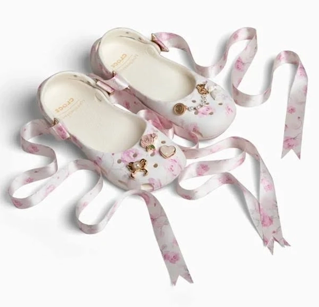 Love Shack Fancy X Crocs Womens Classic Ballet Flat With Straps Size 9
