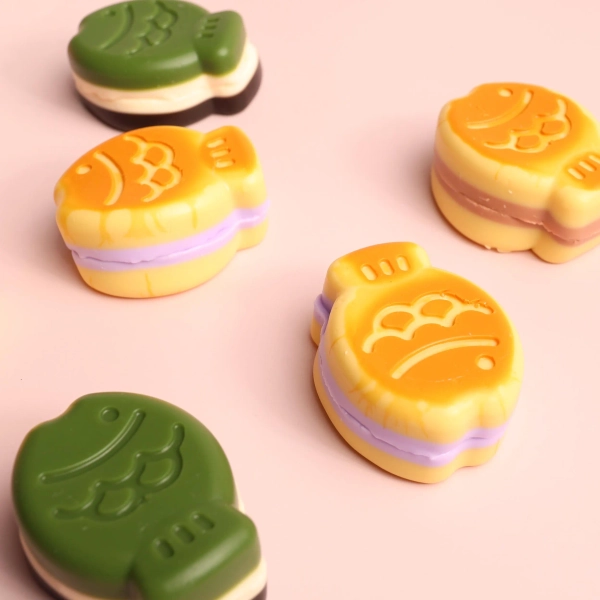 Taiyaki style taba squishy| thick & satisfying squeeze toy| desk decor/ keychain