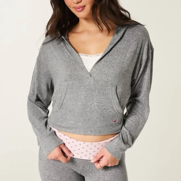 Hollister Women's Always Cozy V-Neck Hoodie
