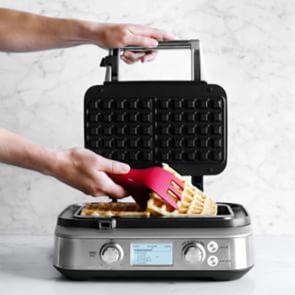 Breville Smart Waffle™ Pro Square Waffle Maker