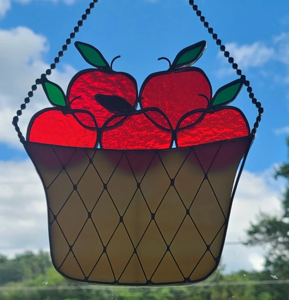 KITCHEN: Stained Glass Red Apple Basket