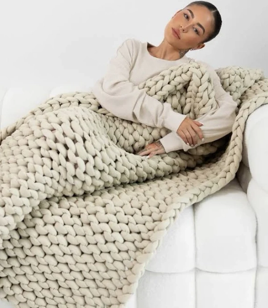 Comfrt CuddleCloud Oversized Weighted Blanket