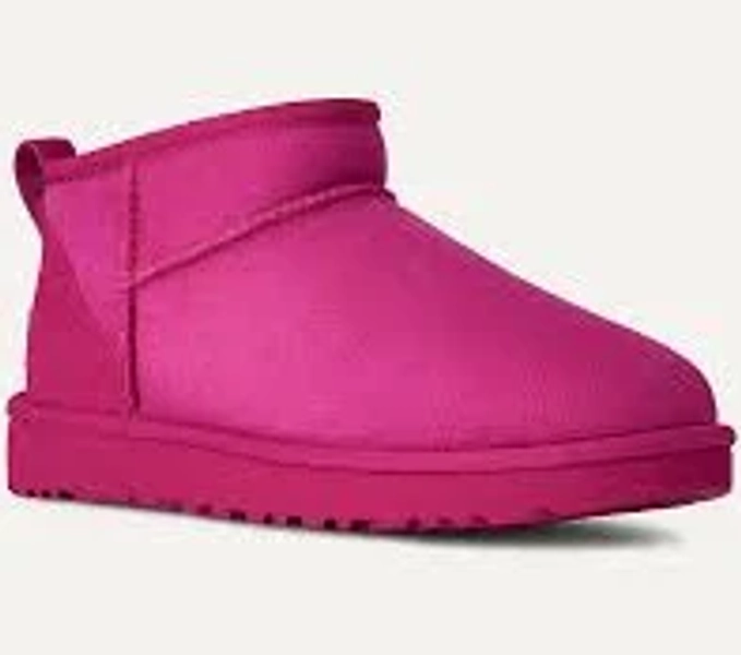 UGG Women's Classic Ultra Mini