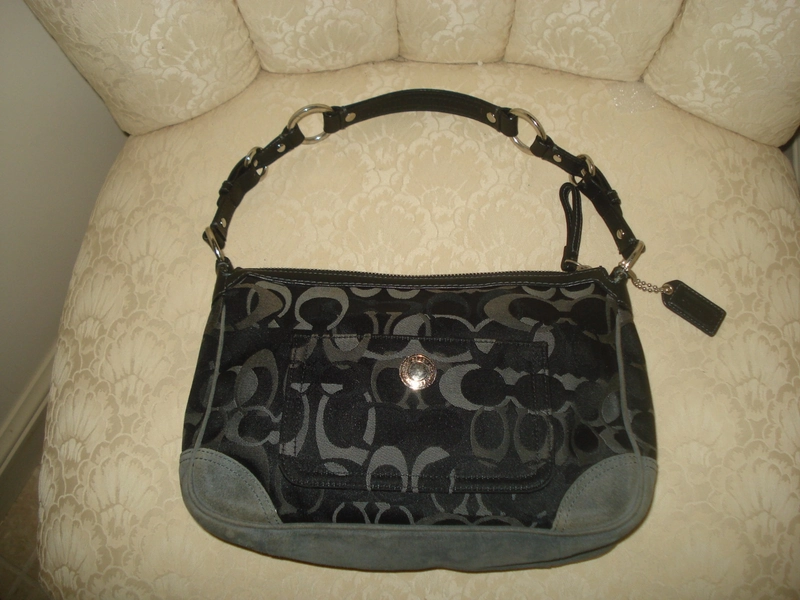 Coach Chelsea Optic Signature Jacquard Suede Shoulder Bag  Vintage Y2K