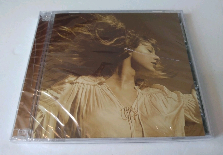 Taylor Swift Fearless (Taylor's Version) CD NEW Sealed 2021