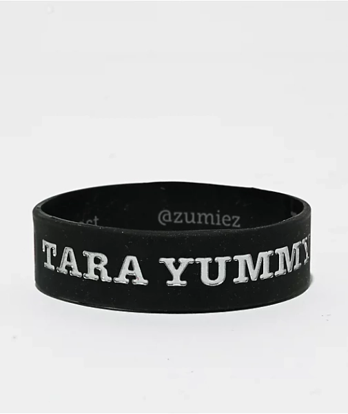 Keep A Breast Foundation x Tara Yummy I Heart Boobies After Dark Black Bracelet