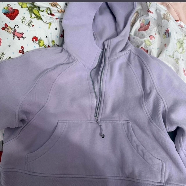 Lilac purple zip up hoodie #loungewear #cozy