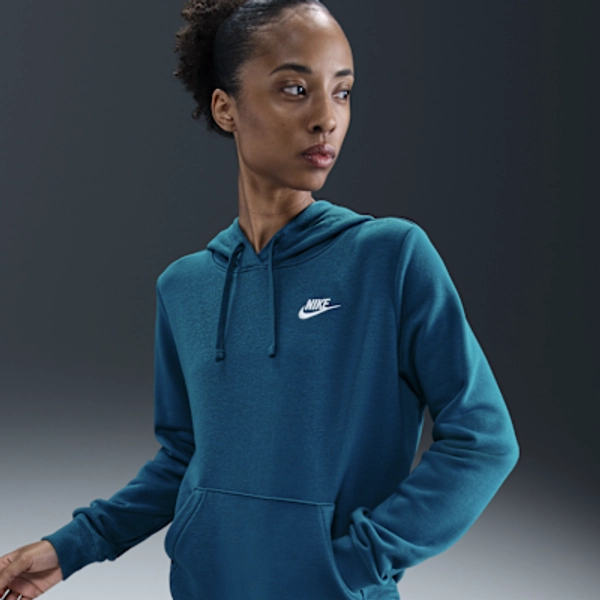 Nike Sportswear Club Fleece Women's Pullover Hoodie
