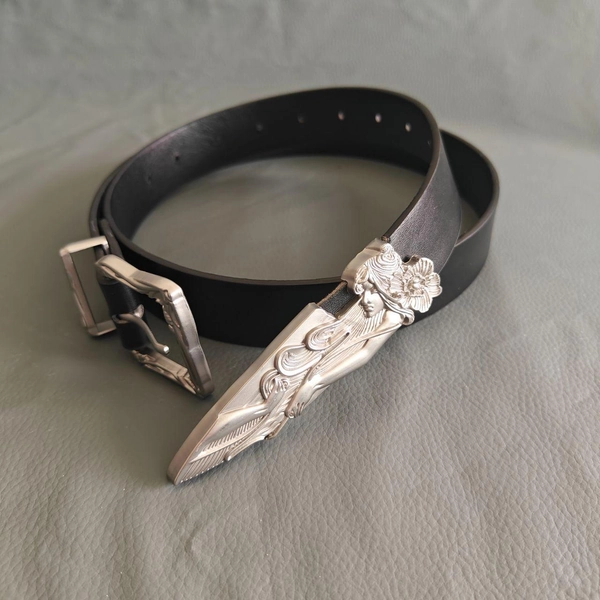 Women/Men's Black Belts with Sliver Engraved-Buckle...