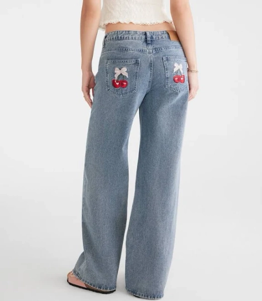 Aeropostale Women's Low-Rise Baggy Wide Leg Jeans with Cherry Pocket