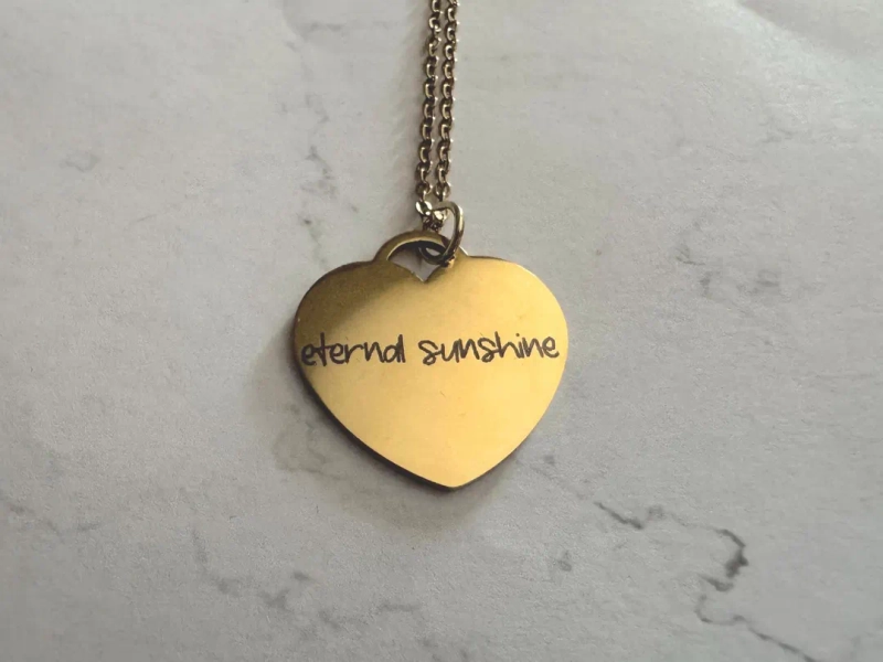 Collier écriture Ariana Grande Eternal Sunshine (coeur doré) - Etsy France