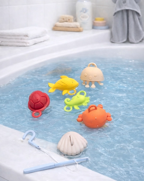 Bath Time Ocean & space Set - lookbub