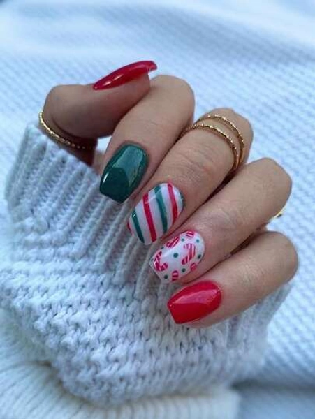 24pcs Press On Short Nails Christmas Nails Red And Green Striped Cane Candy Green And Red False Nails Suitable For Daily Wear Nail Supplies Press On Nails