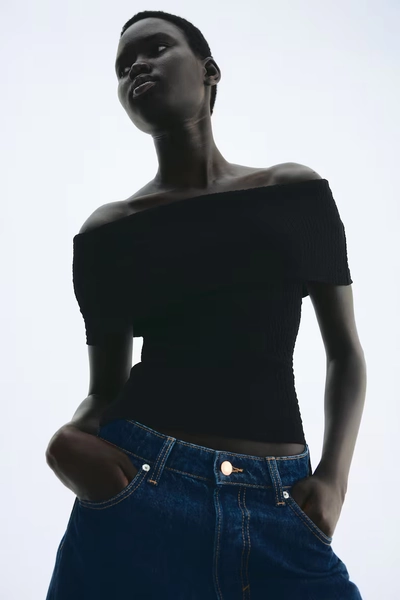 Off-the-Shoulder Top - Black