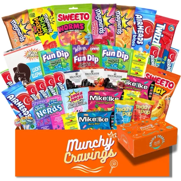 MunchyCravings Snack & Candy Gift Box