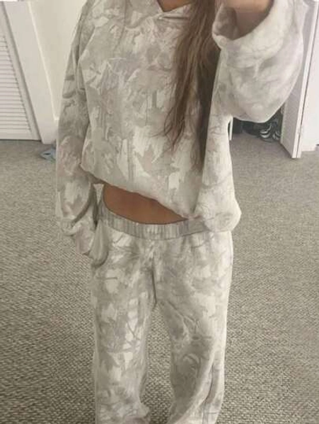 SHEIN 2pcs/Set Women Digital Print Hoodie And Sweatpants Fall Cloth For Women