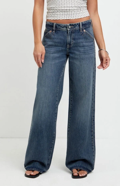 Low Rise Baggy Jeans