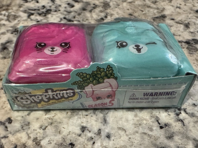 Shopkins Season 5 Blind Backpacks, 2-Pack
