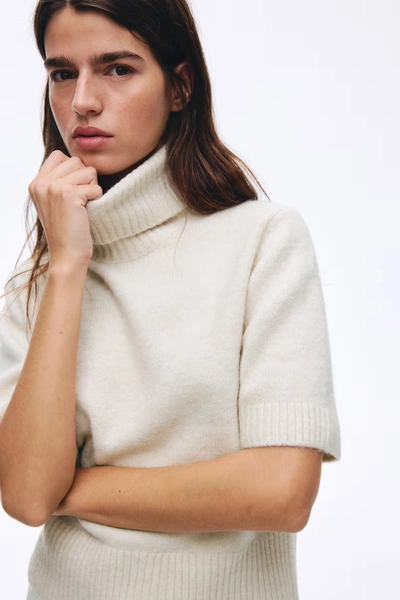 Strikket topp med polohals - Cream