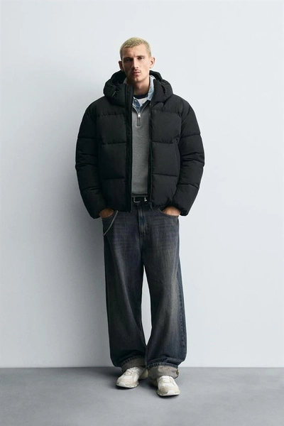 HOODED PUFFER JACKET