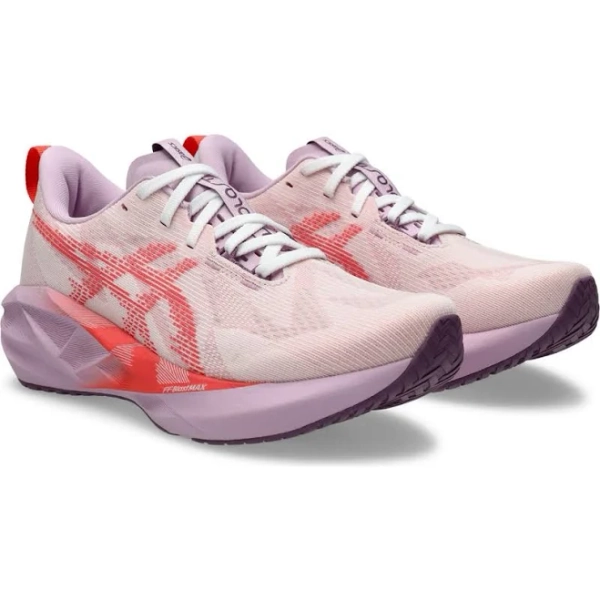 ASICS Women's Novablast 5