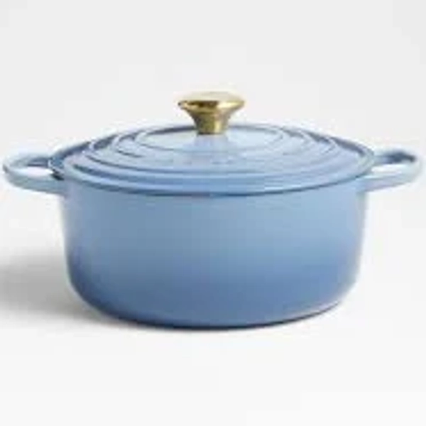 Le Creuset Signature Round Dutch Oven