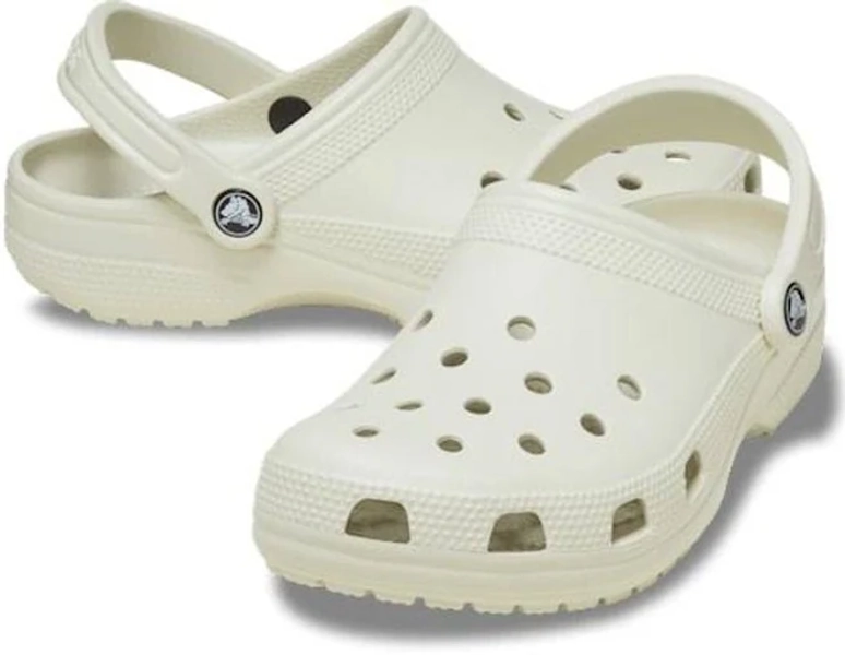 CROCSTM Women's Classic Clog - Black - Flat sandals - 9