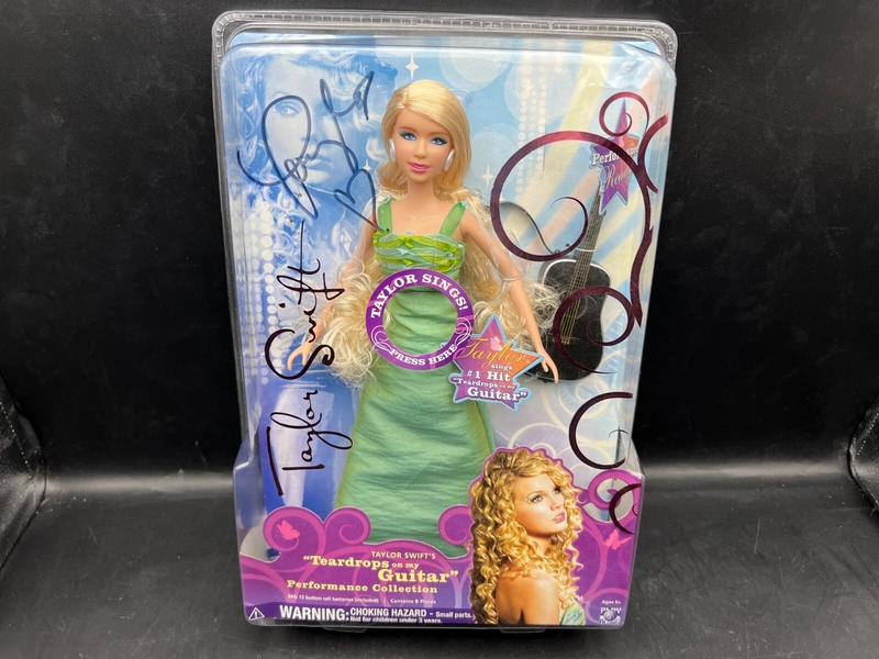 Taylor Swift Signed Autograph Debut Teardrops On My Guitar Doll NEW SEALED RARE