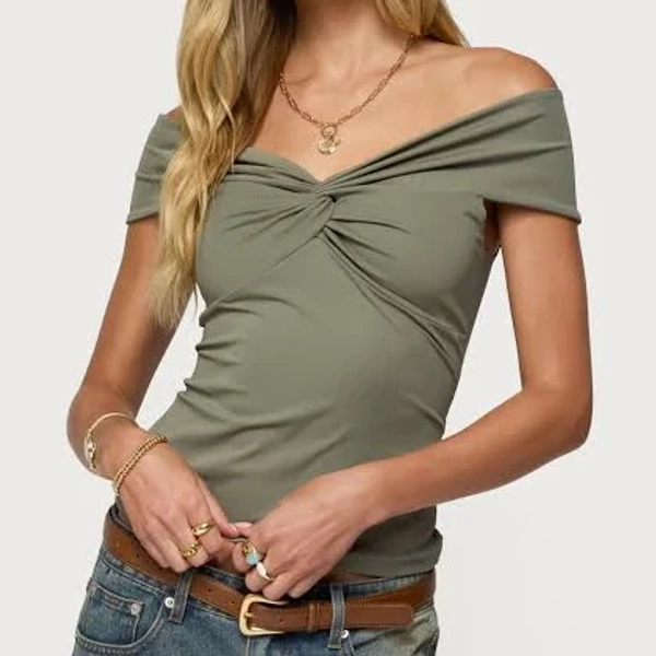 Edikted Women's Twisted Front Off-Shoulder Top
