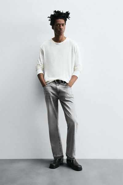 FLARE FIT JEANS
